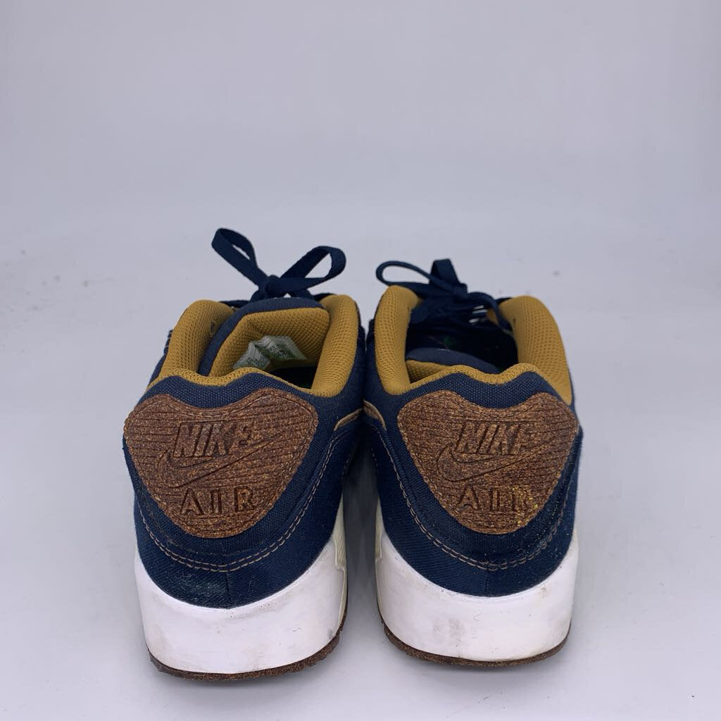 Nike Air Max 90 Shoes