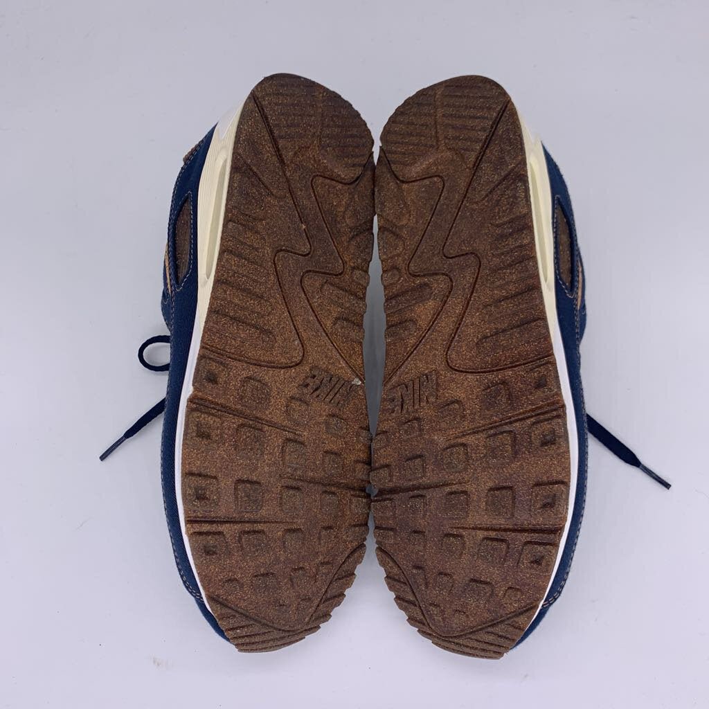 Nike Air Max 90 Shoes