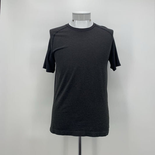 Lululemon T-Shirt