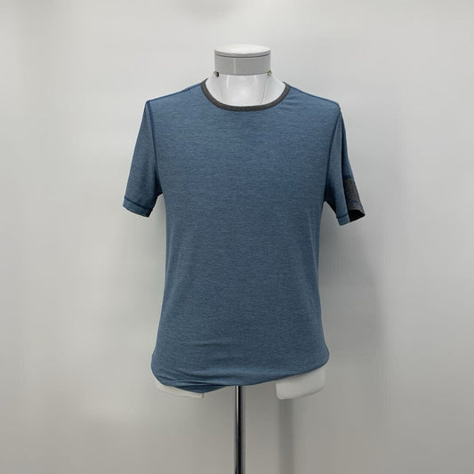 Lululemon T-Shirt