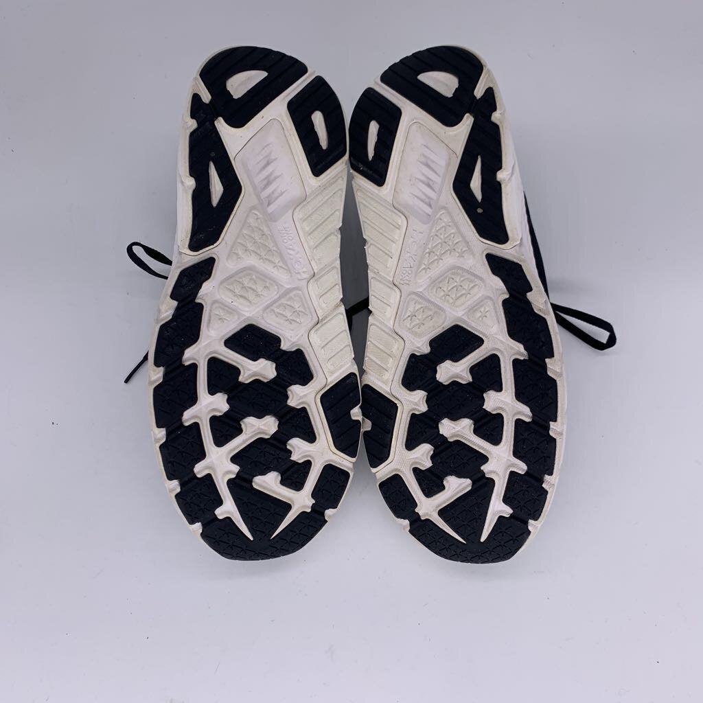 Hoka Arahi 7 Sneakers