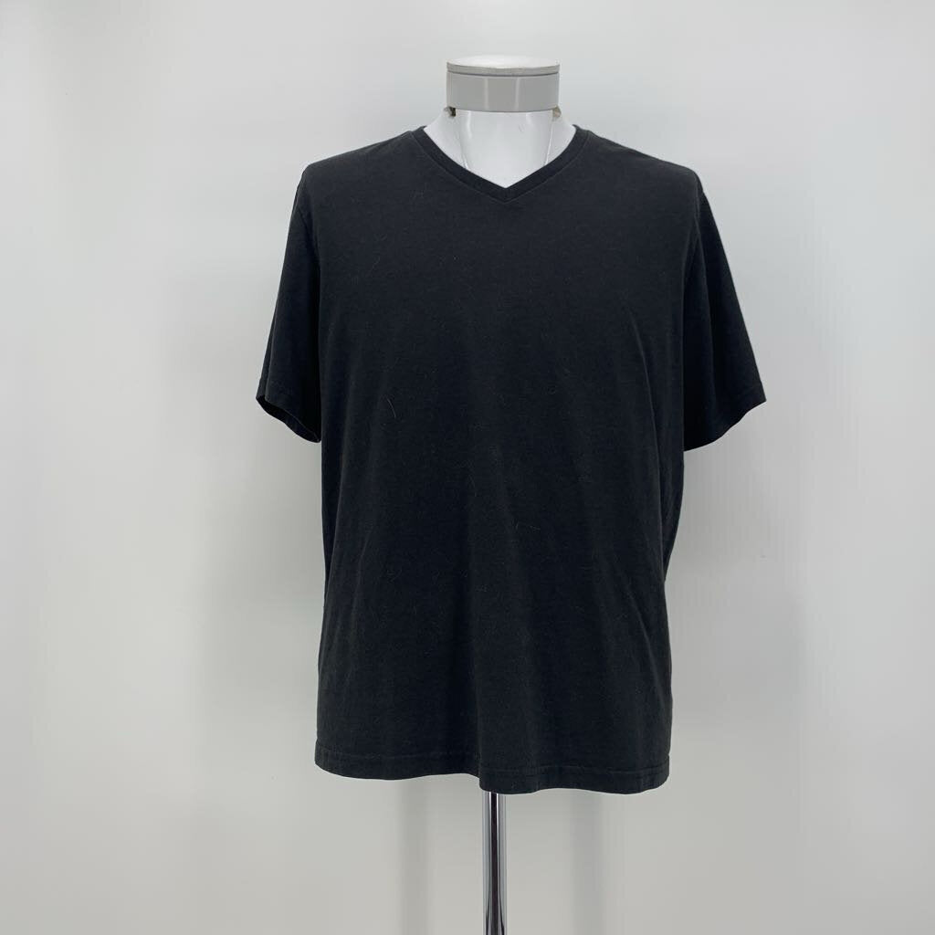Untuckit T-Shirt