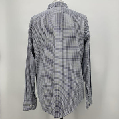 Untuckit Shirt