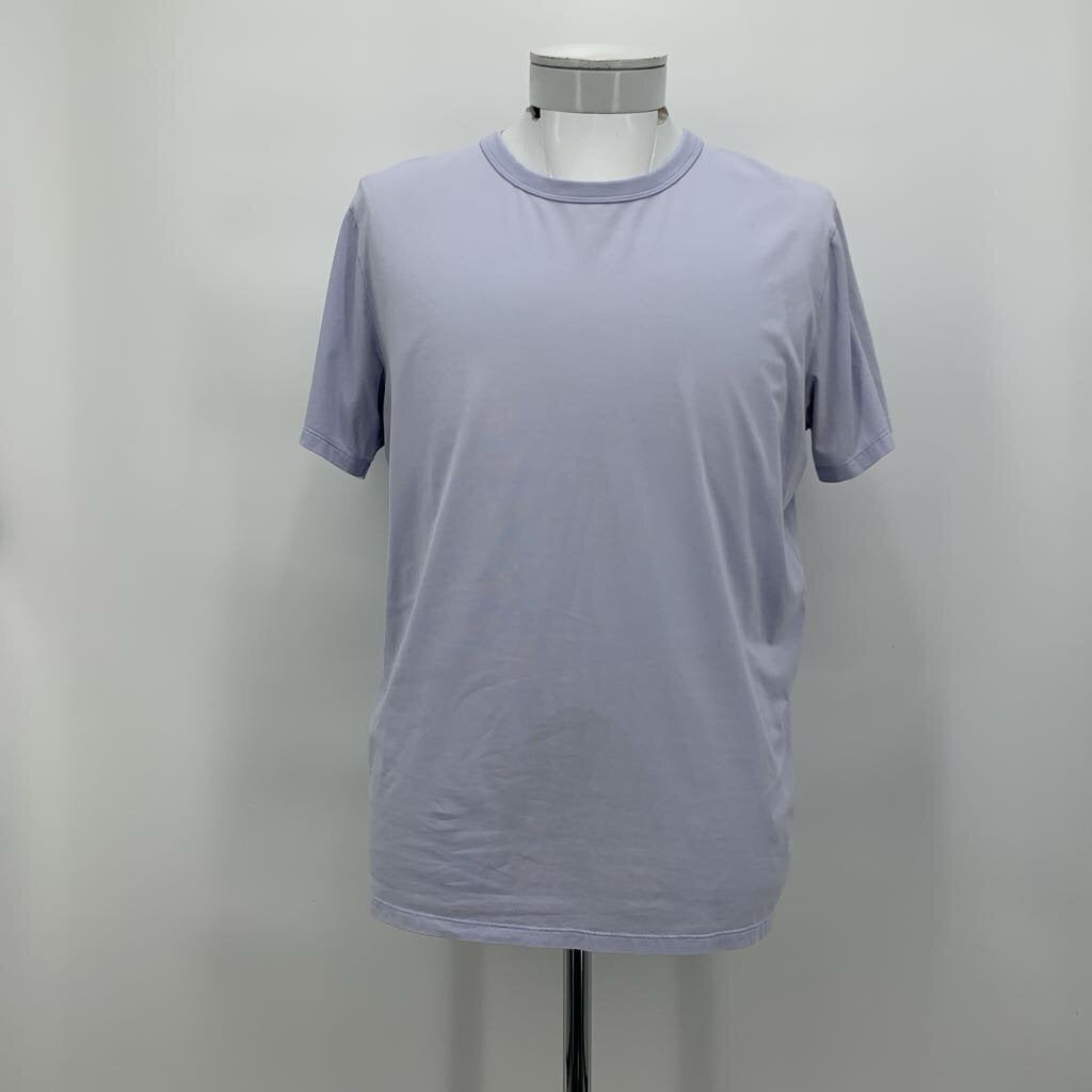 Lululemon T-Shirt