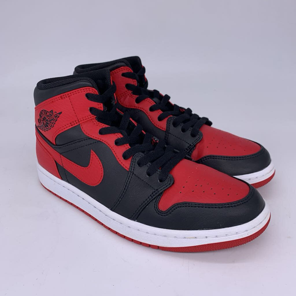 Air Jordan 1 Mid "Banned" Sneakers