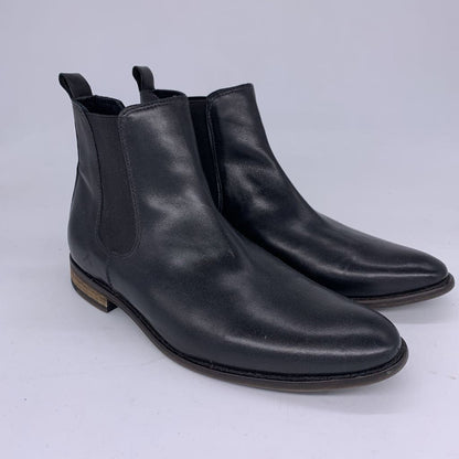 Banana Republic Chelsea Boots