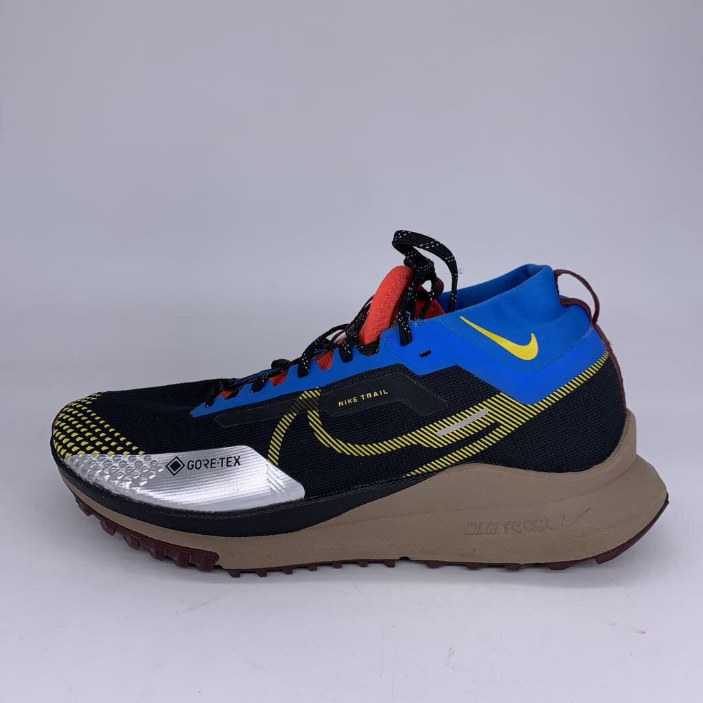 Nike React Pegasus Trail 4 GORE-TEX Sneakers
