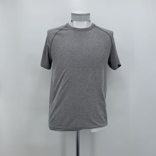 Lululemon T-Shirt
