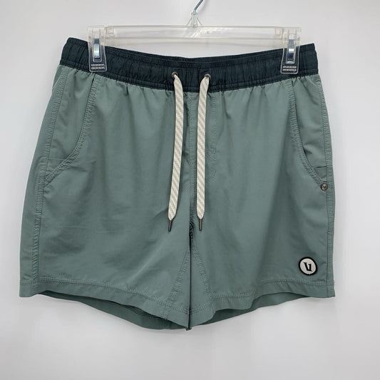 Vuori Shorts