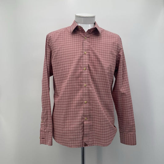 Untuckit Shirt