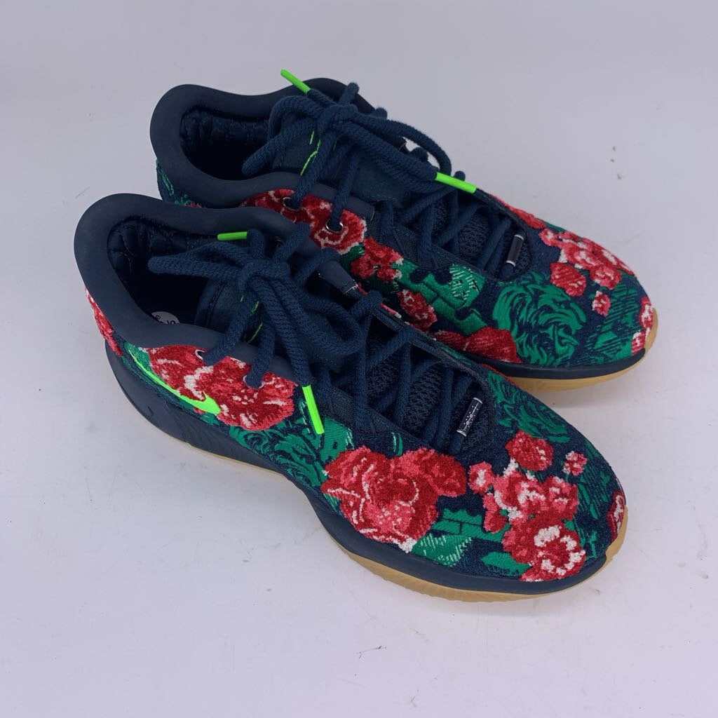 Nike LeBron 21 Shoes