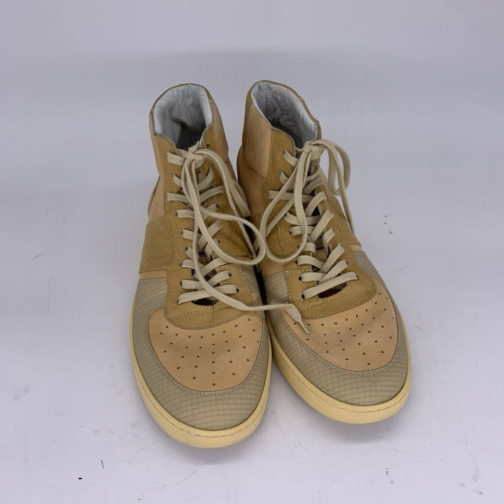 Collegium High Top Sneakers