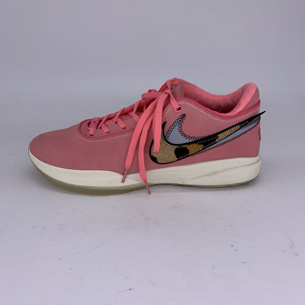 Nike LeBron 20 'South Beast' Sneakers