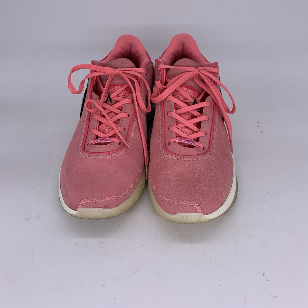 Nike LeBron 20 'South Beast' Sneakers