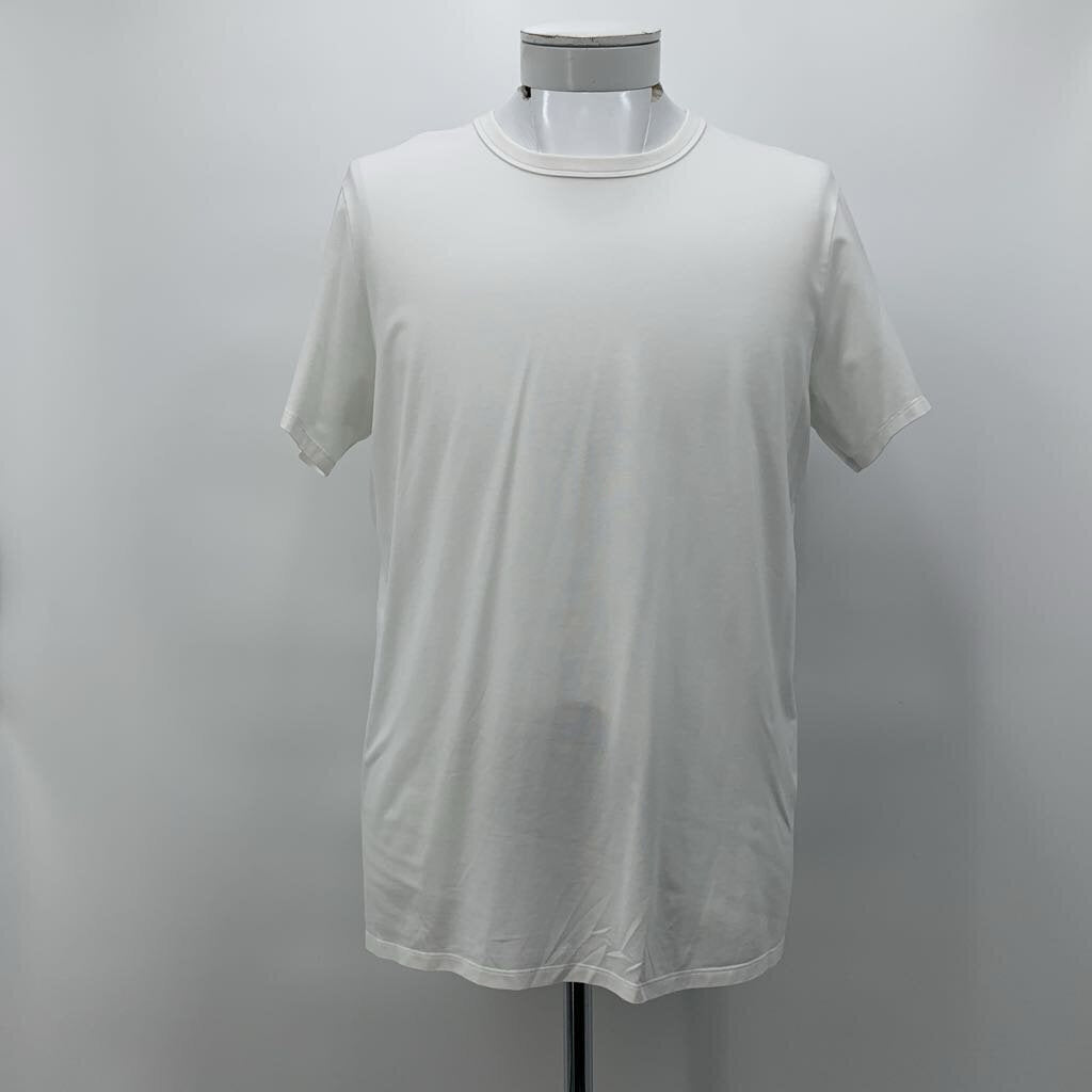 Lululemon T-Shirt