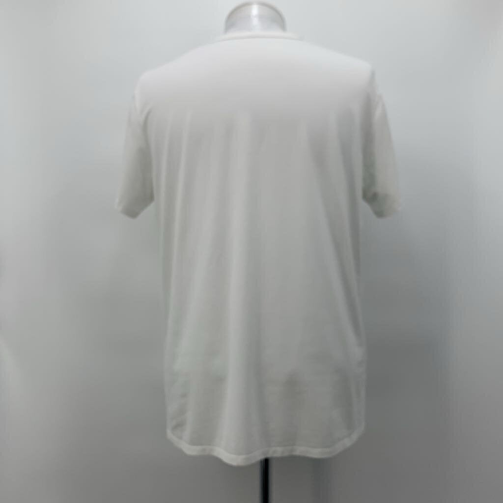 Lululemon T-Shirt