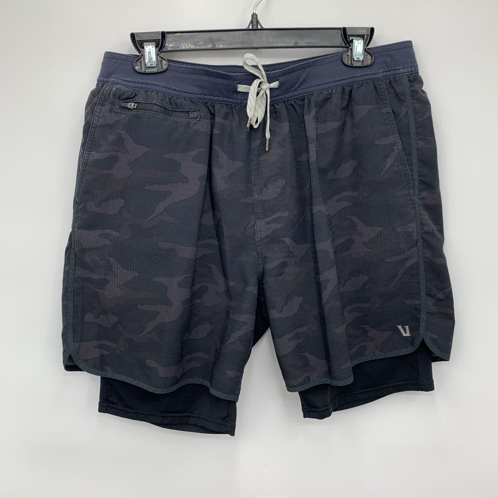 Vuori Shorts