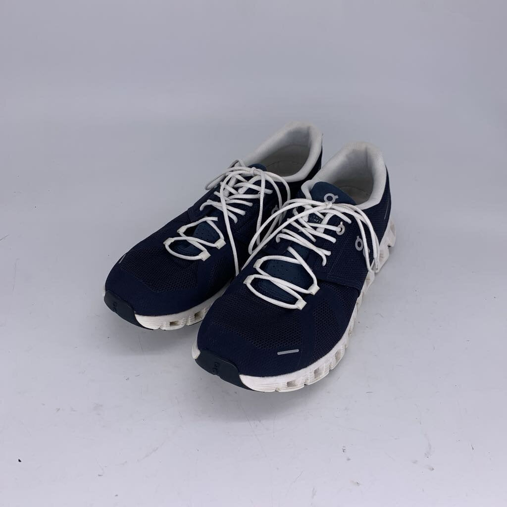 On Cloud 5 Running Sneakers