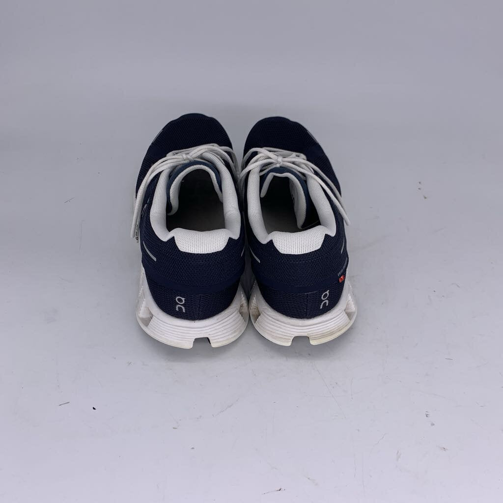 On Cloud 5 Running Sneakers
