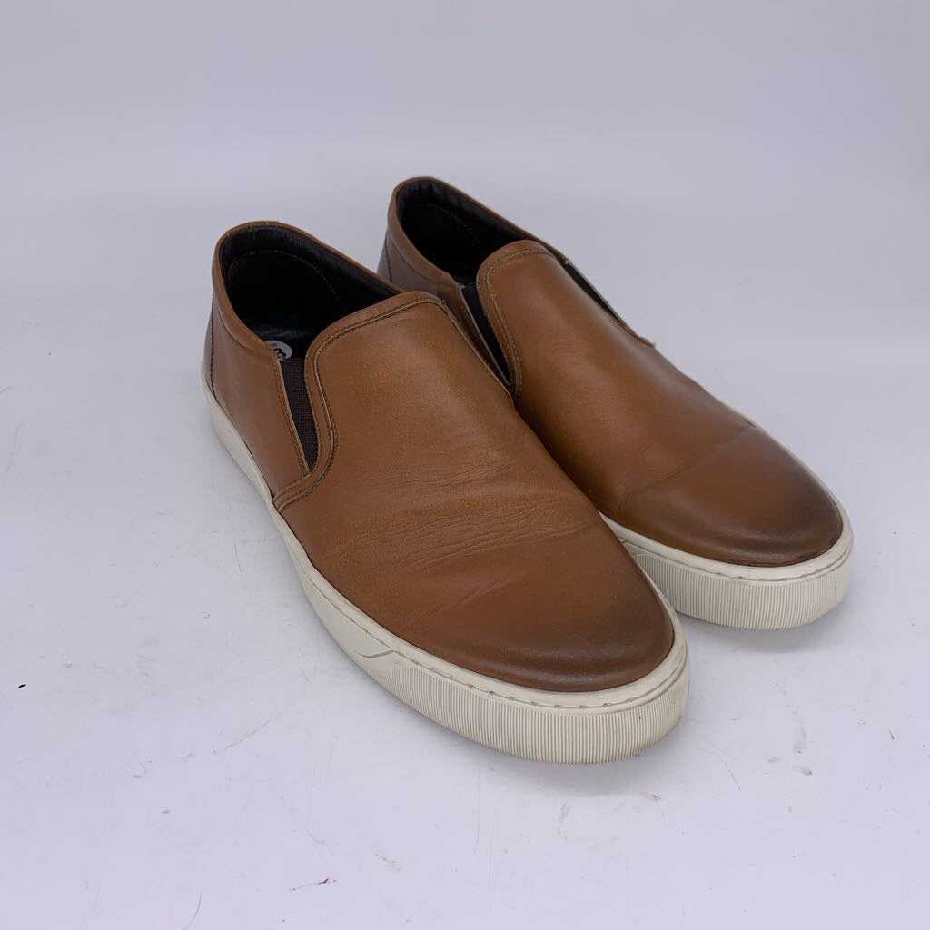 Bruno Magli Sneakers