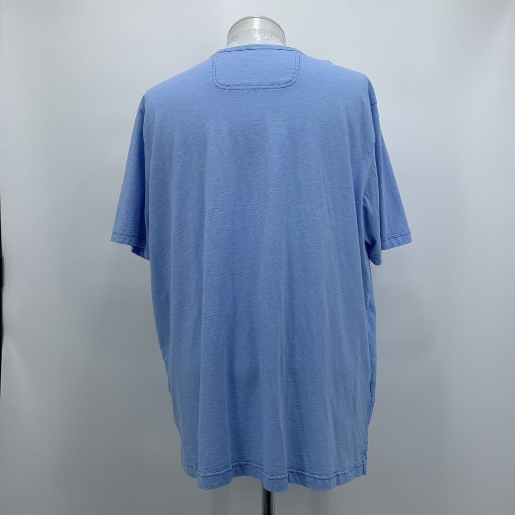 Tommy Bahama T-Shirt