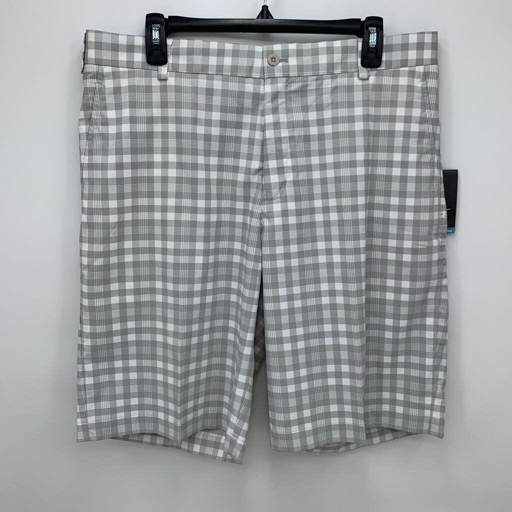 Nike Shorts -NWT