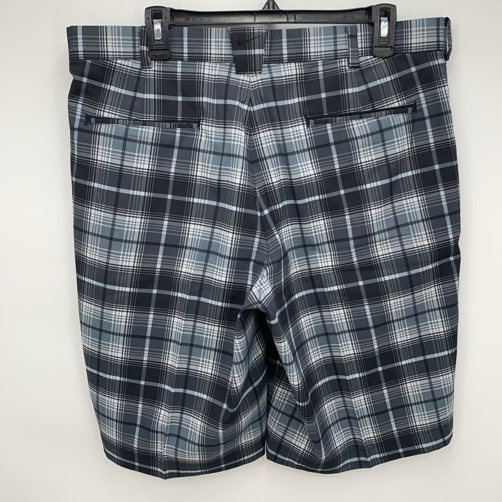 Nike Shorts -NWT