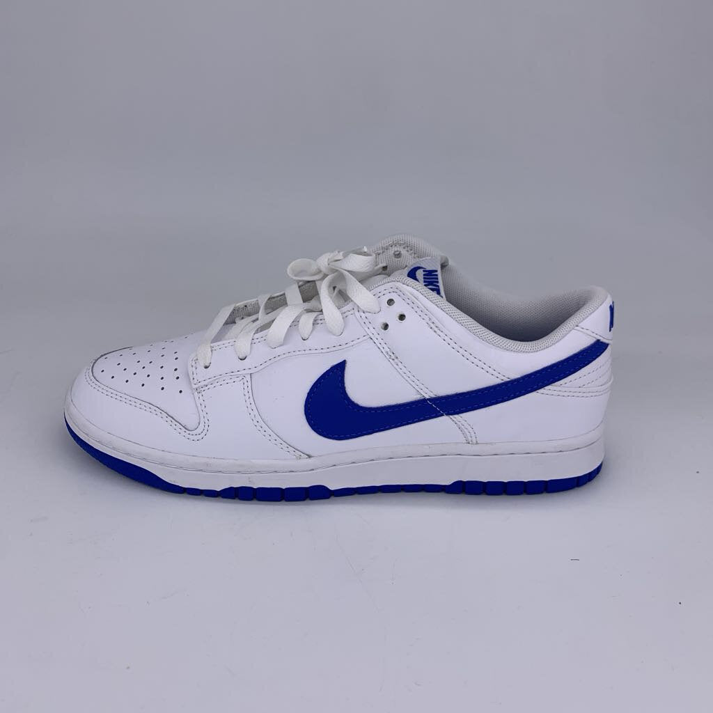 Nike Dunk Low Sneakers