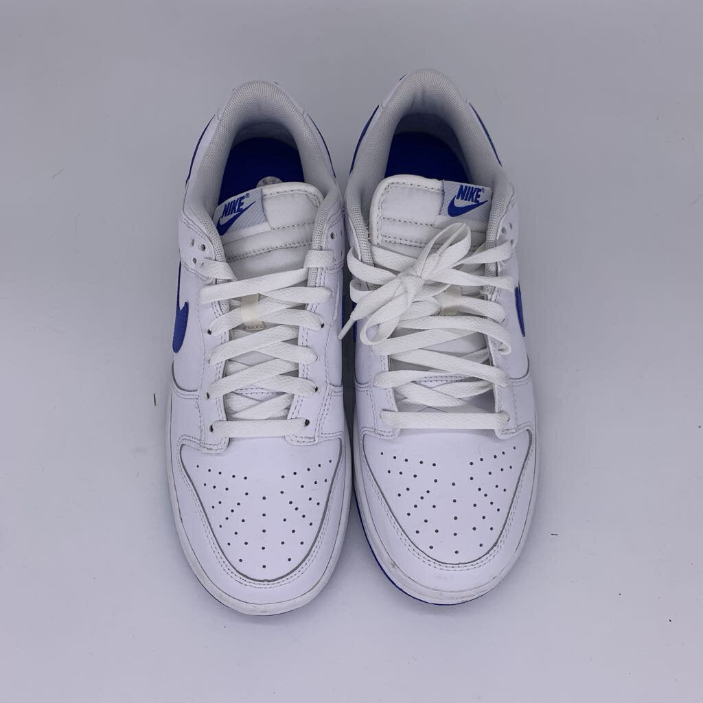 Nike Dunk Low Sneakers