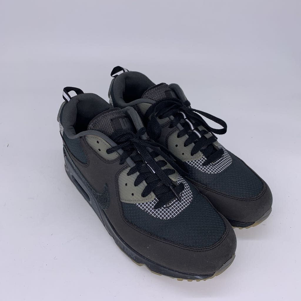 Undefeated x Nike Air Max 90 Sneakers w/Box