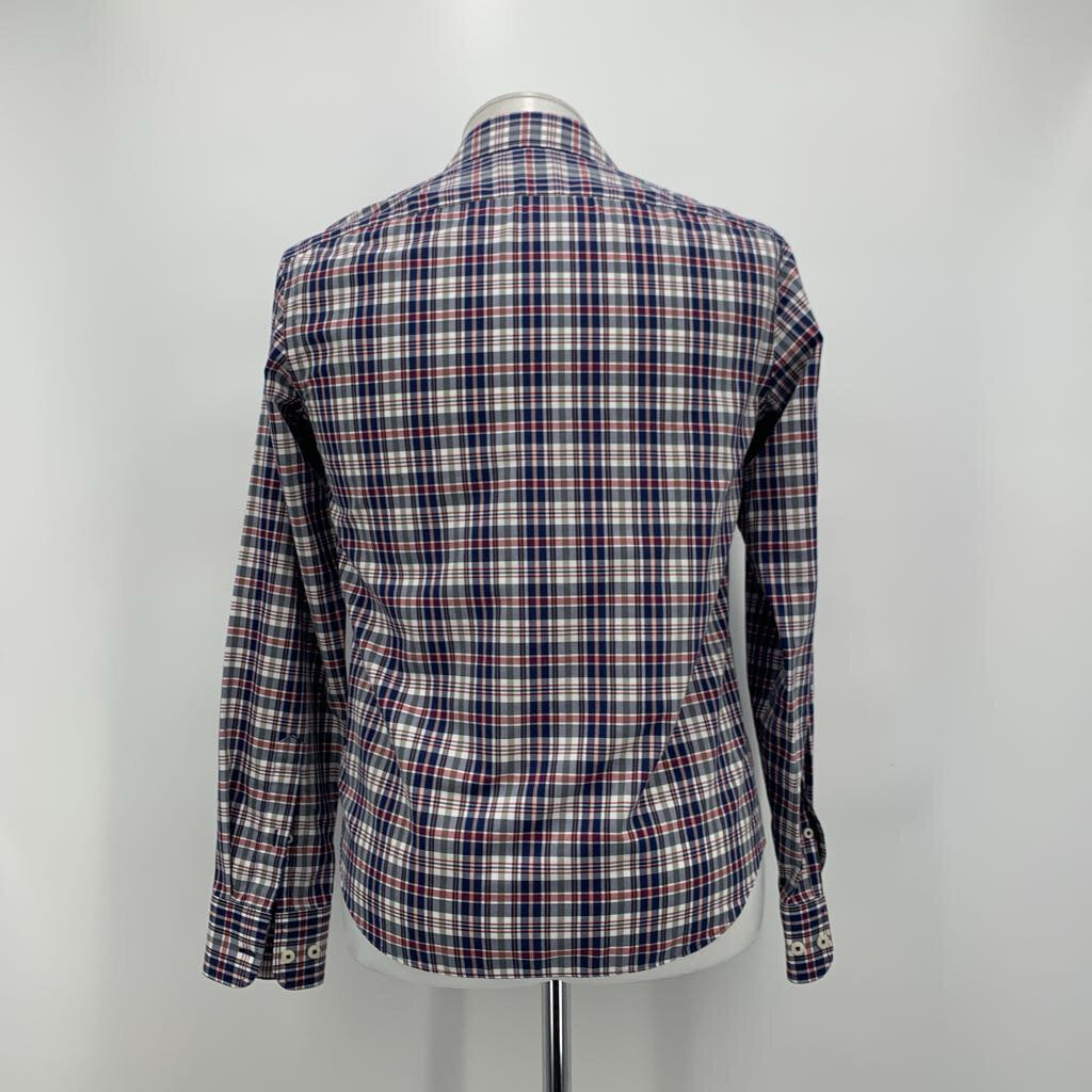 Untuckit Shirt