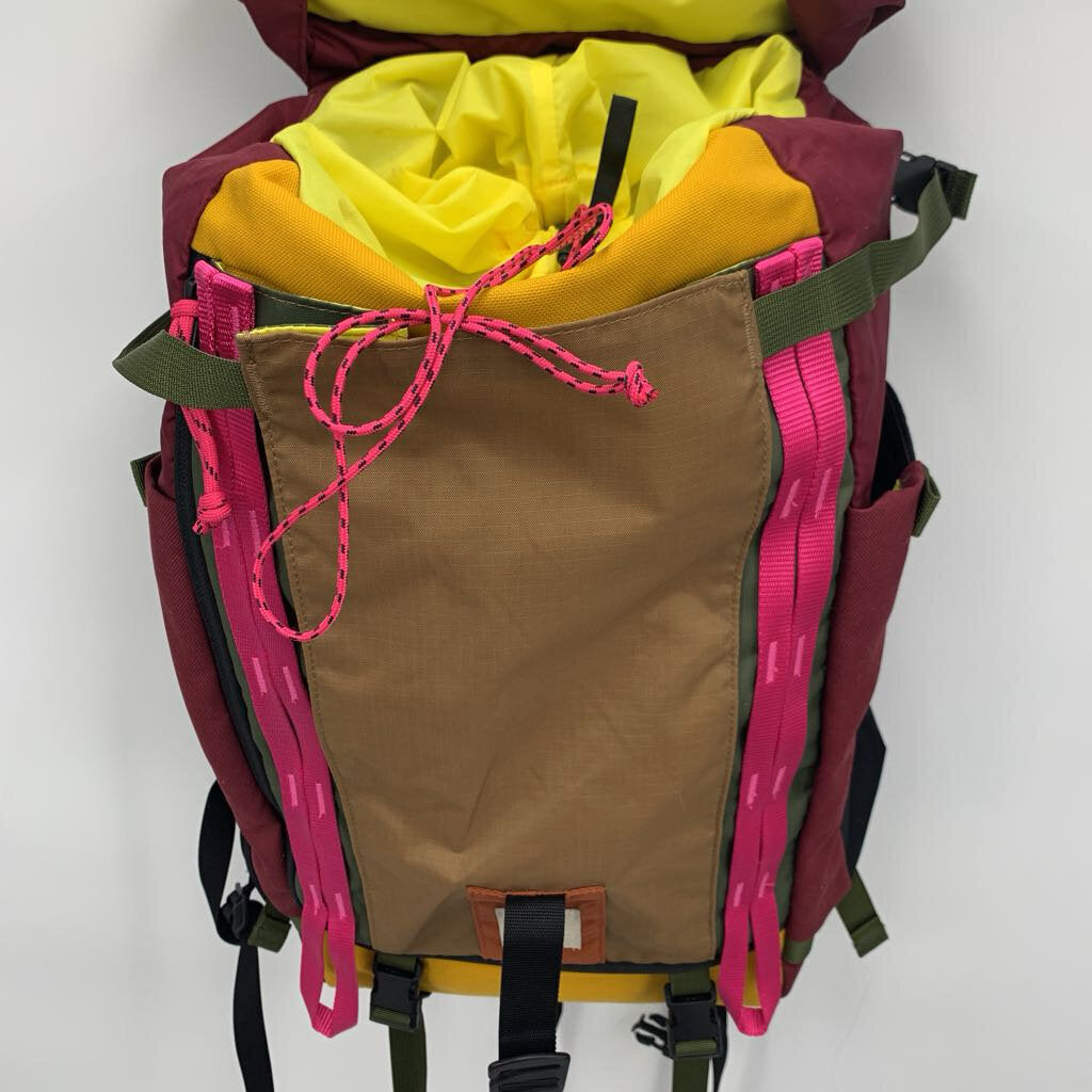 Topo Designs Mouintain Pack