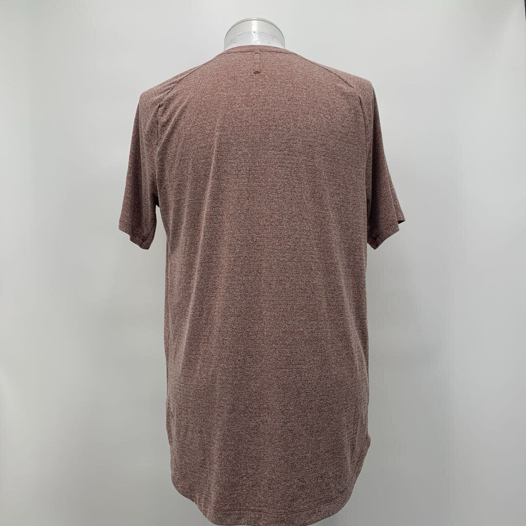 Lululemon T-Shirt