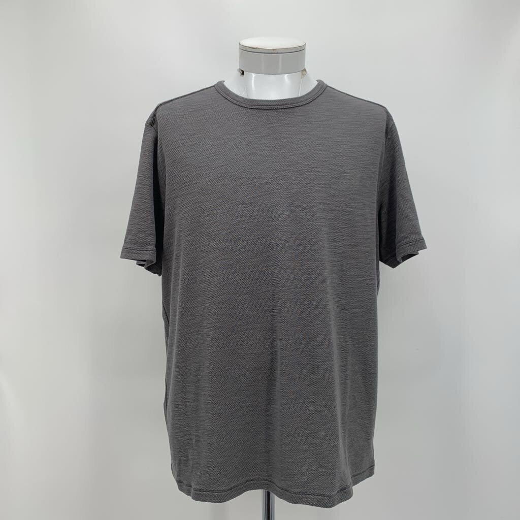 Tommy Bahama T-Shirt