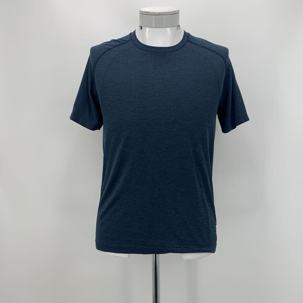 Lululemon T-Shirt