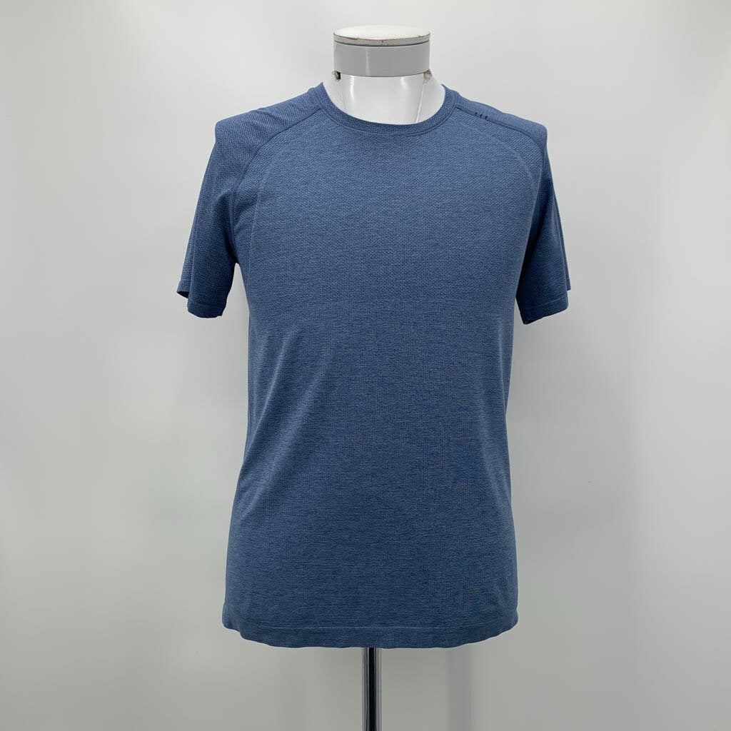 Lululemon T-Shirt
