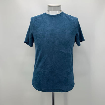 Lululemon T-Shirt