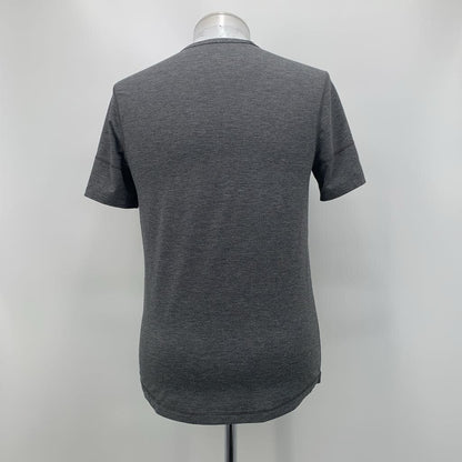 Lululemon T-Shirt