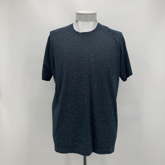 Lululemon T-Shirt