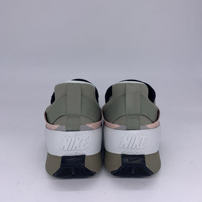 Nike Shoes - NIB