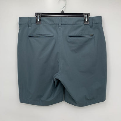 Vuori Shorts