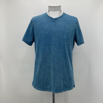 Lululemon T-Shirt