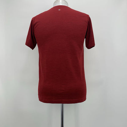Lululemon T-Shirt