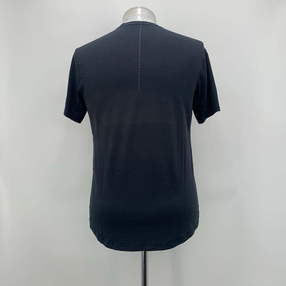 Lululemon T-Shirt