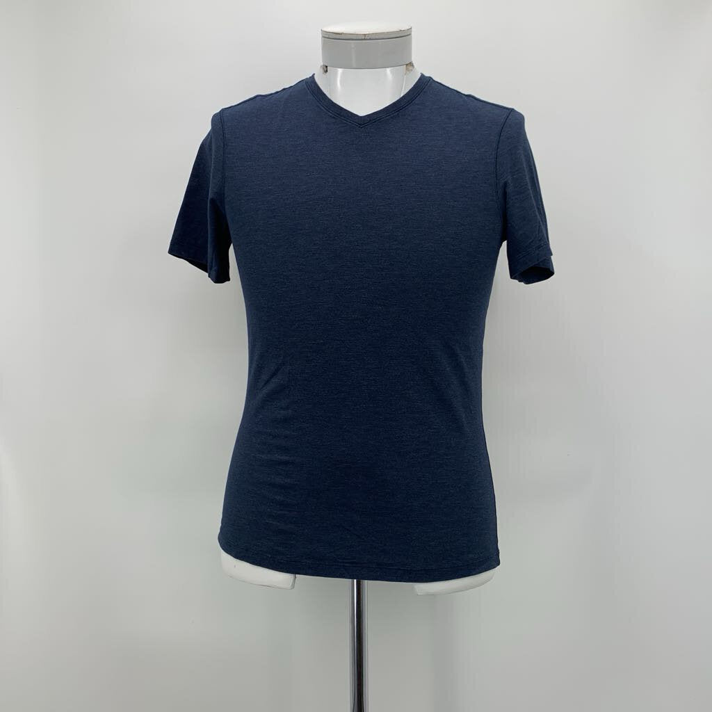 Lululemon T-Shirt
