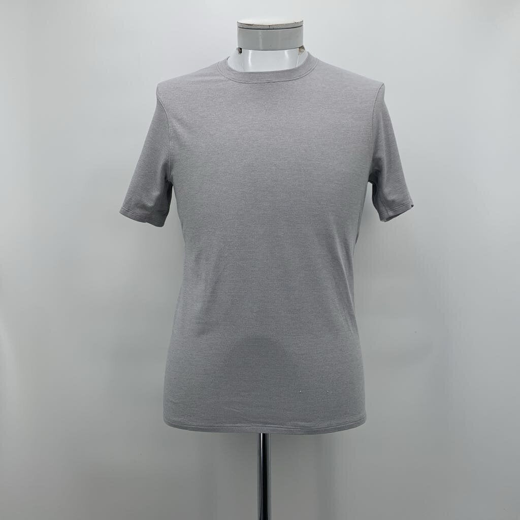 Lululemon T-Shirt