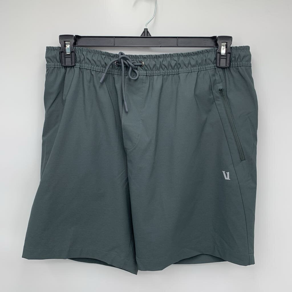 Vuori Shorts