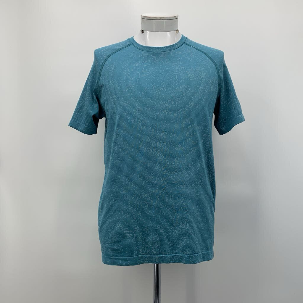 Lululemon T-Shirt