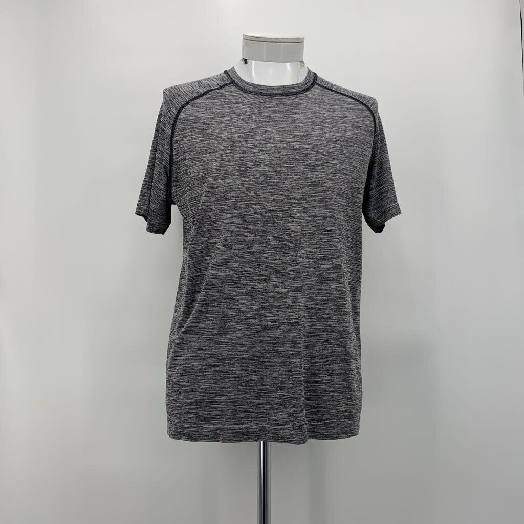 Lululemon T-Shirt