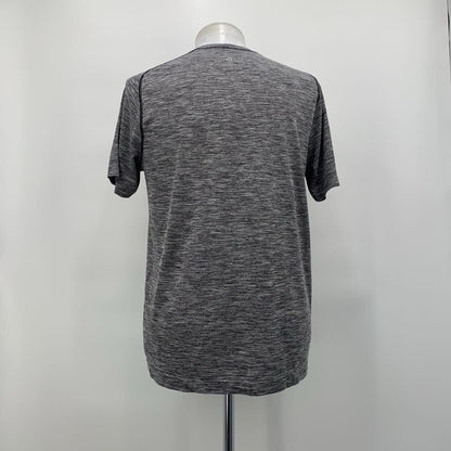 Lululemon T-Shirt